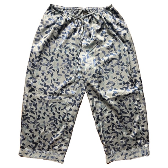 Pretty Blue Vine Pajama Set - Picture 2 of 5